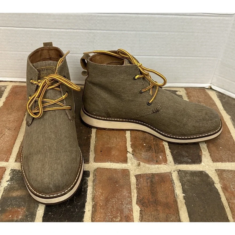 Kodiak Brown Waxed Canvas Chukka Boots Lace Up Ankle Water Resistant Men's 9.5